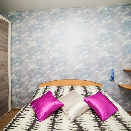 Apartment Kvartira Kalinouskaha 72